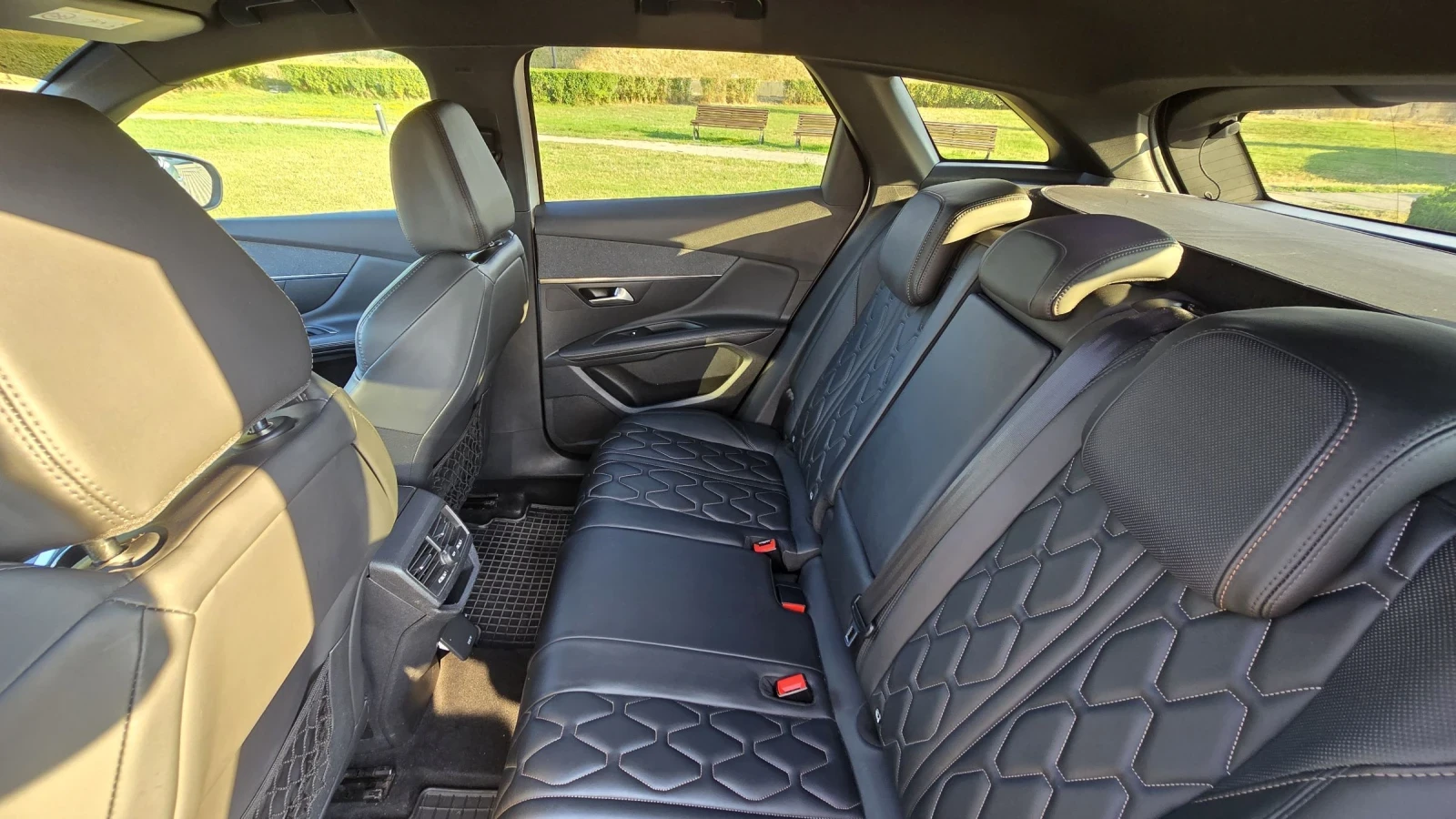 Peugeot 3008 1, 6GT-line, масаж, камера, един собственик - изображение 9