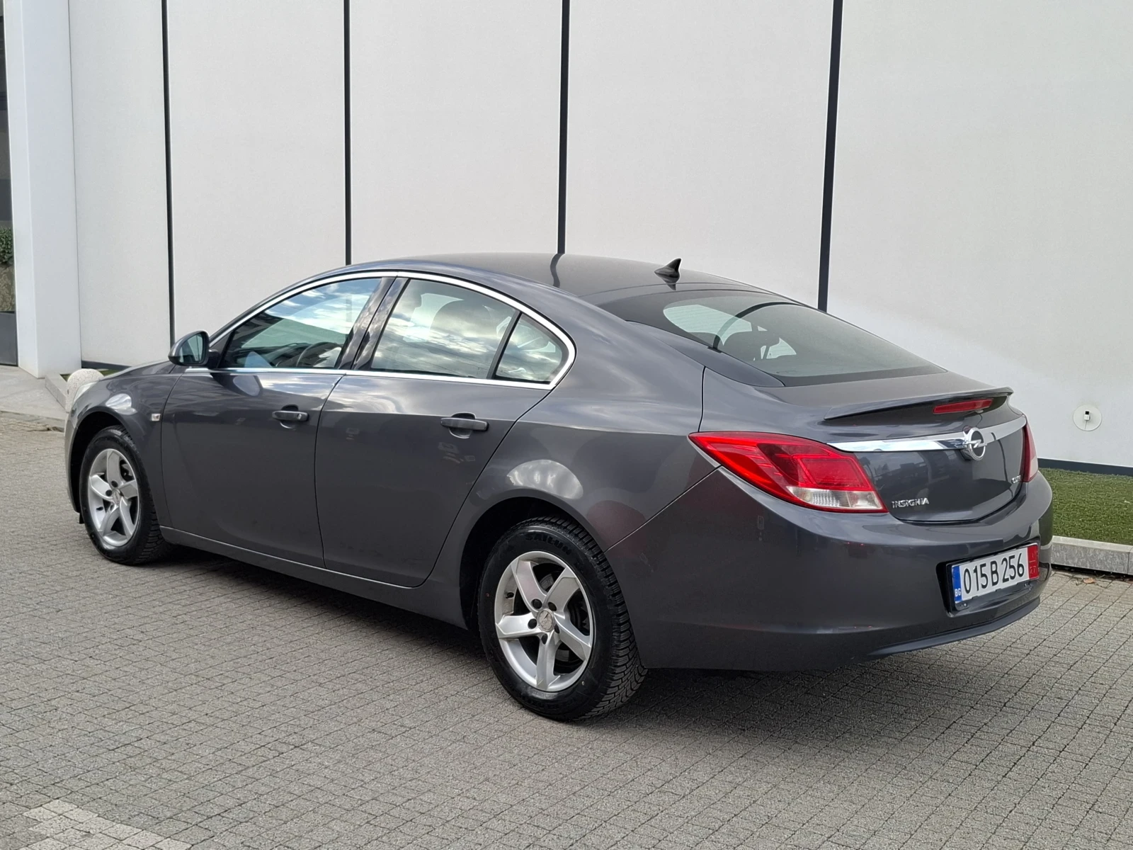 Opel Insignia 2.0CDTI* (160)* * H * *  | Mobile.bg   12