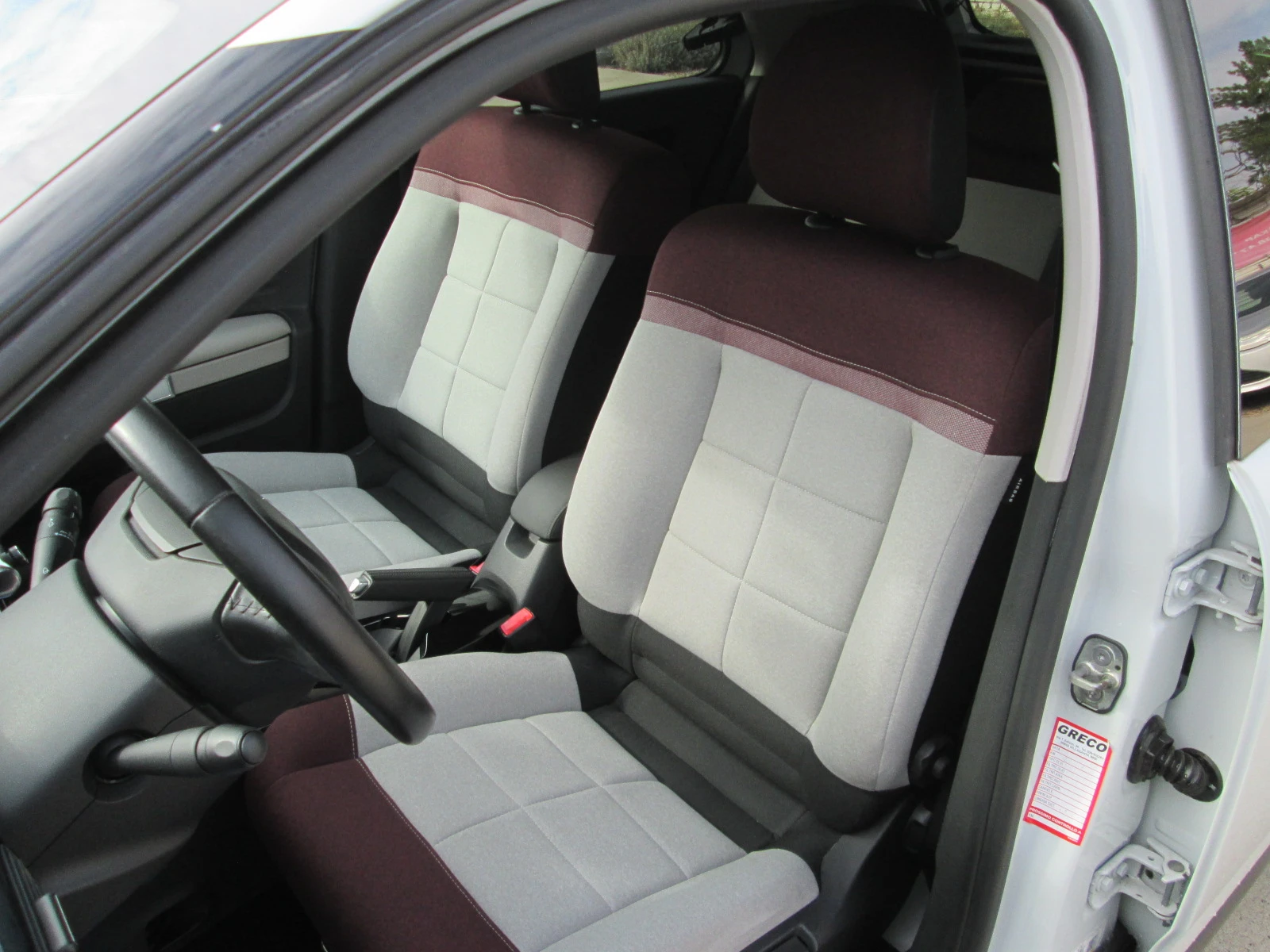 Citroen C4 Cactus 1.6BlueHDI-КАМЕРА- -СЕРВИЗНА ИСТИРИЯ!!!! - изображение 9