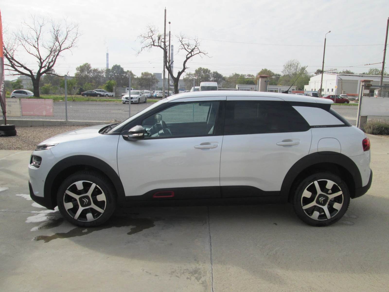 Citroen C4 Cactus 1.6BlueHDI-КАМЕРА- -СЕРВИЗНА ИСТИРИЯ!!!! - изображение 7
