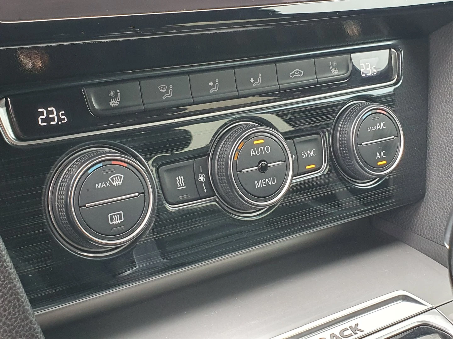 VW Passat 2.0TDI BMT 4MOTION | Mobile.bg — изображение 17