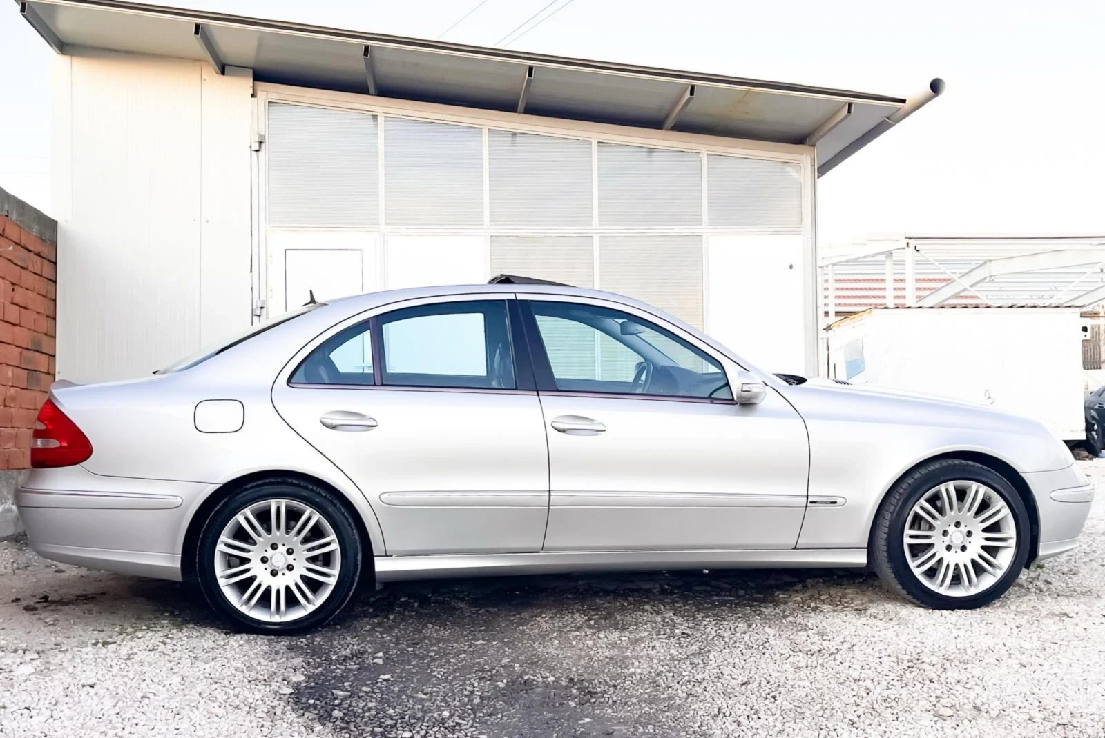 Mercedes-Benz E 320 Avangade koja podgr obduh  - изображение 5