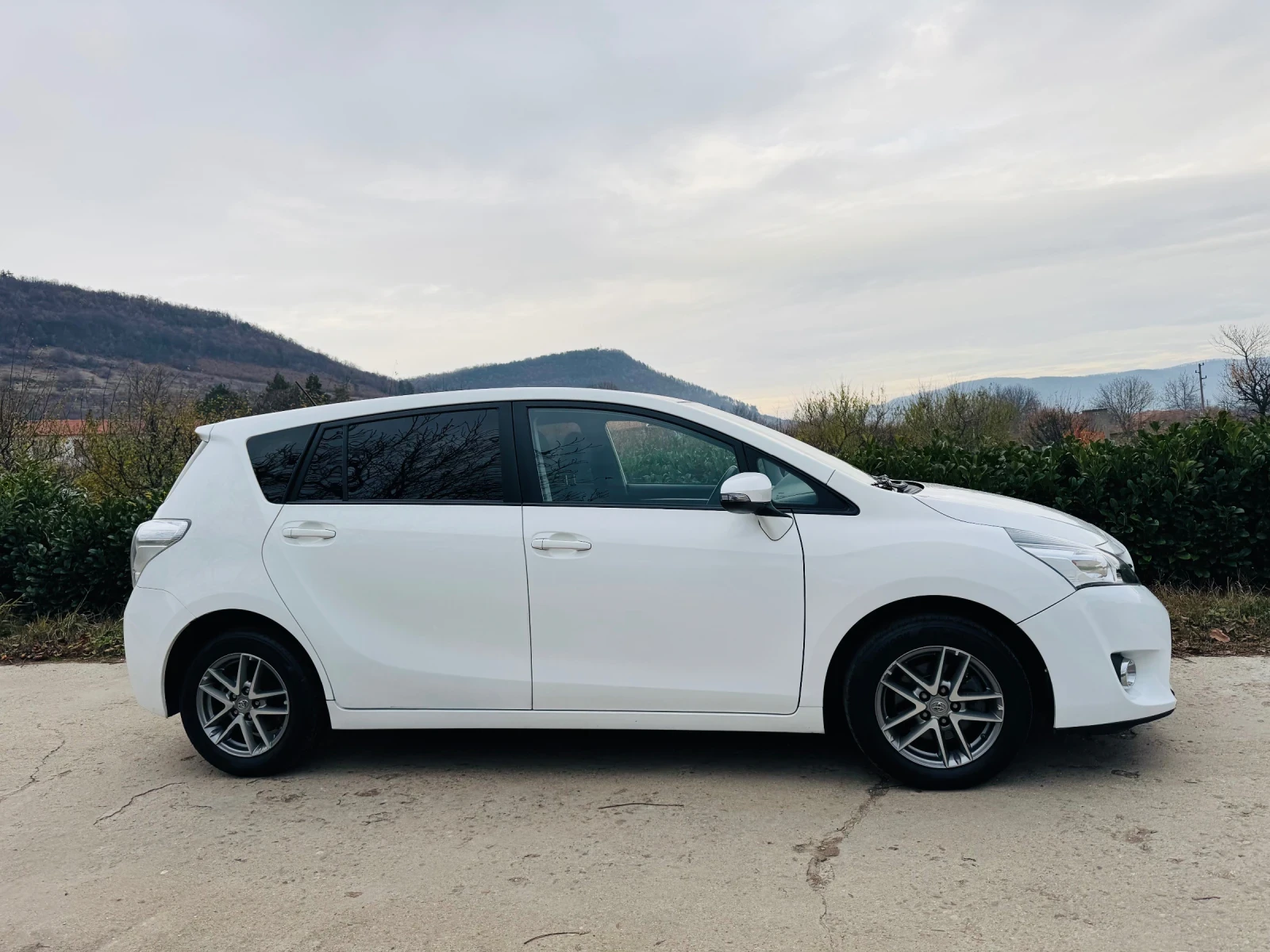 Toyota Verso 1.6 Valvematic - изображение 4