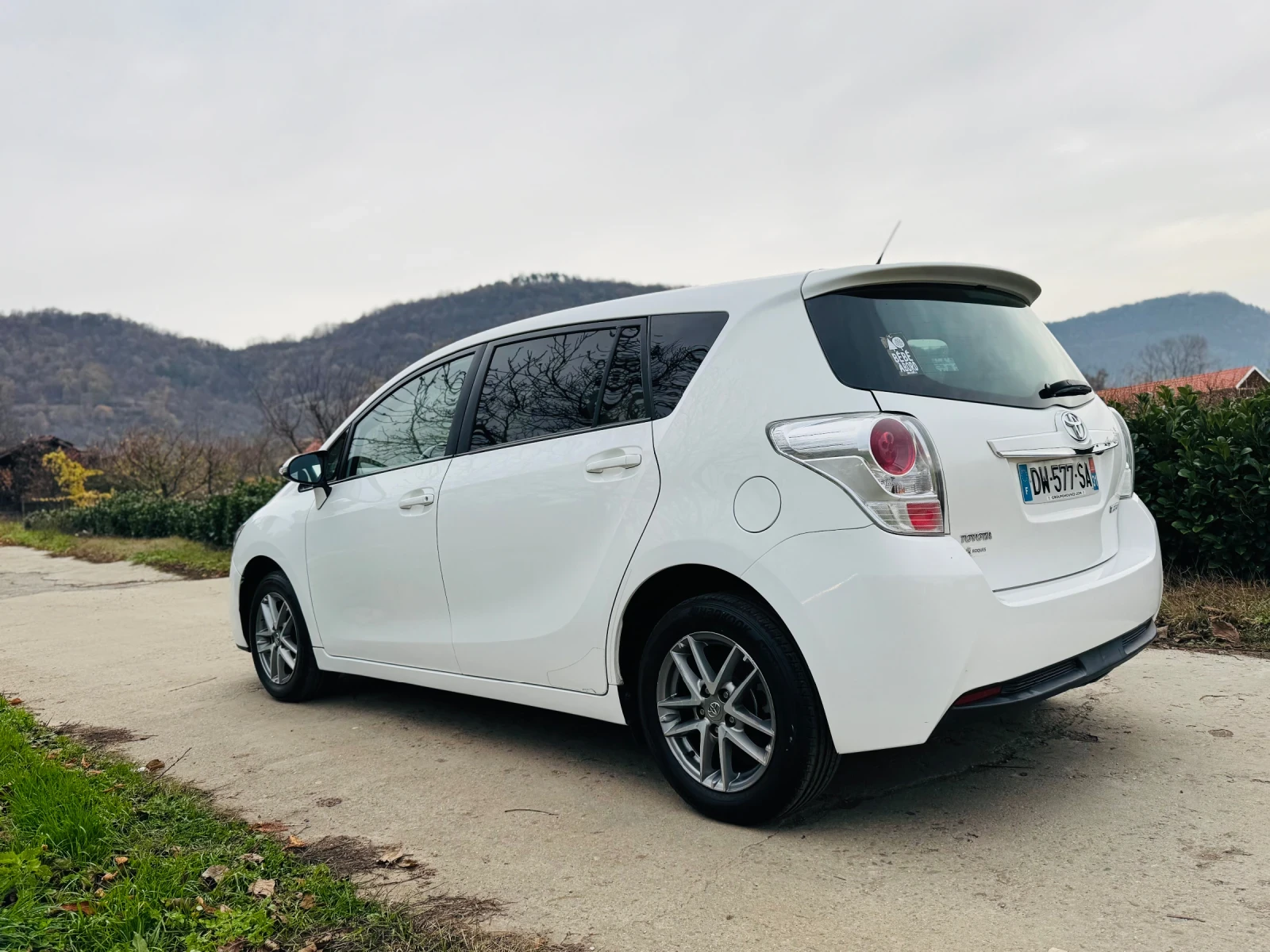 Toyota Verso 1.6 Valvematic - изображение 6