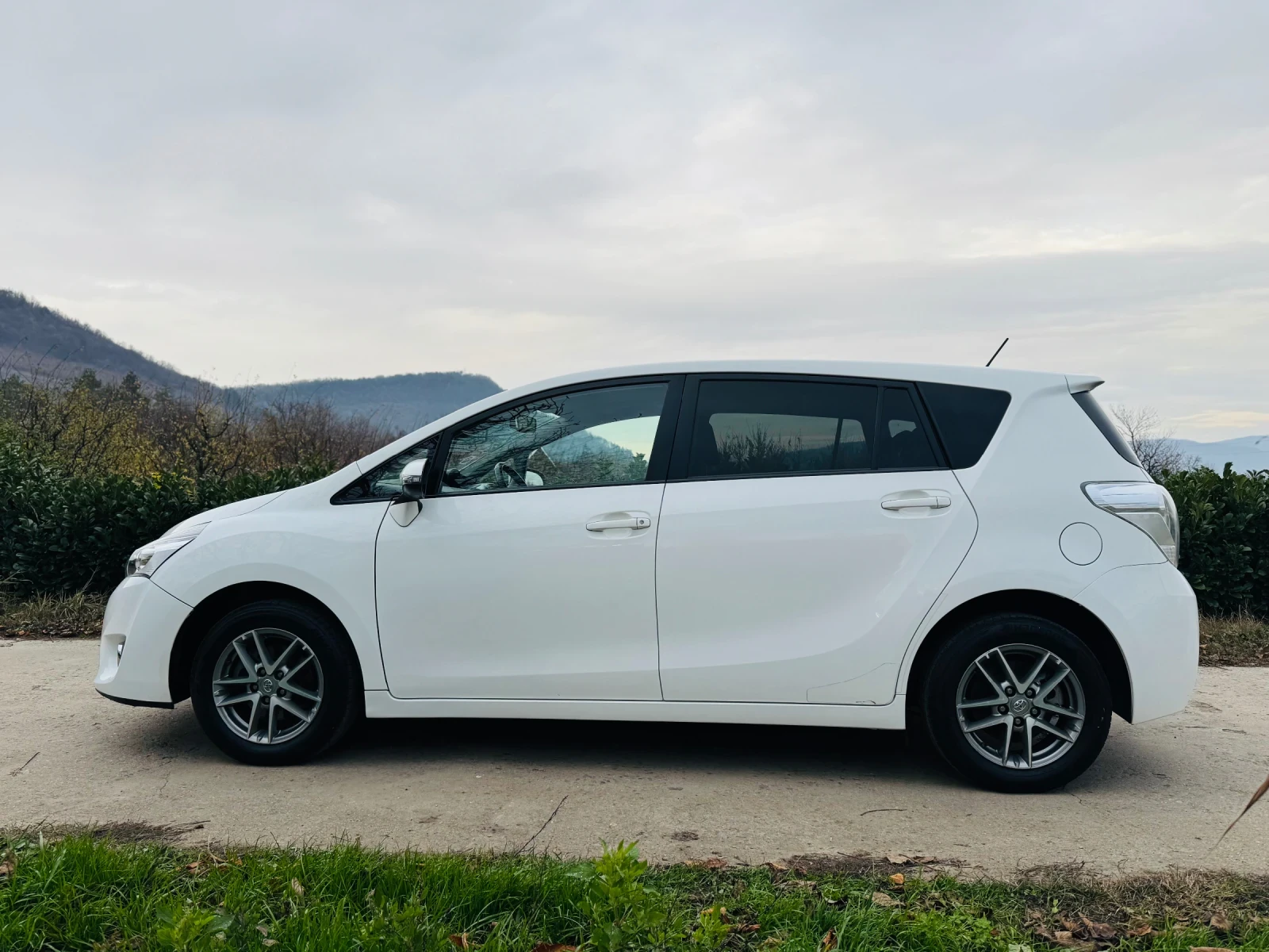 Toyota Verso 1.6 Valvematic - изображение 3
