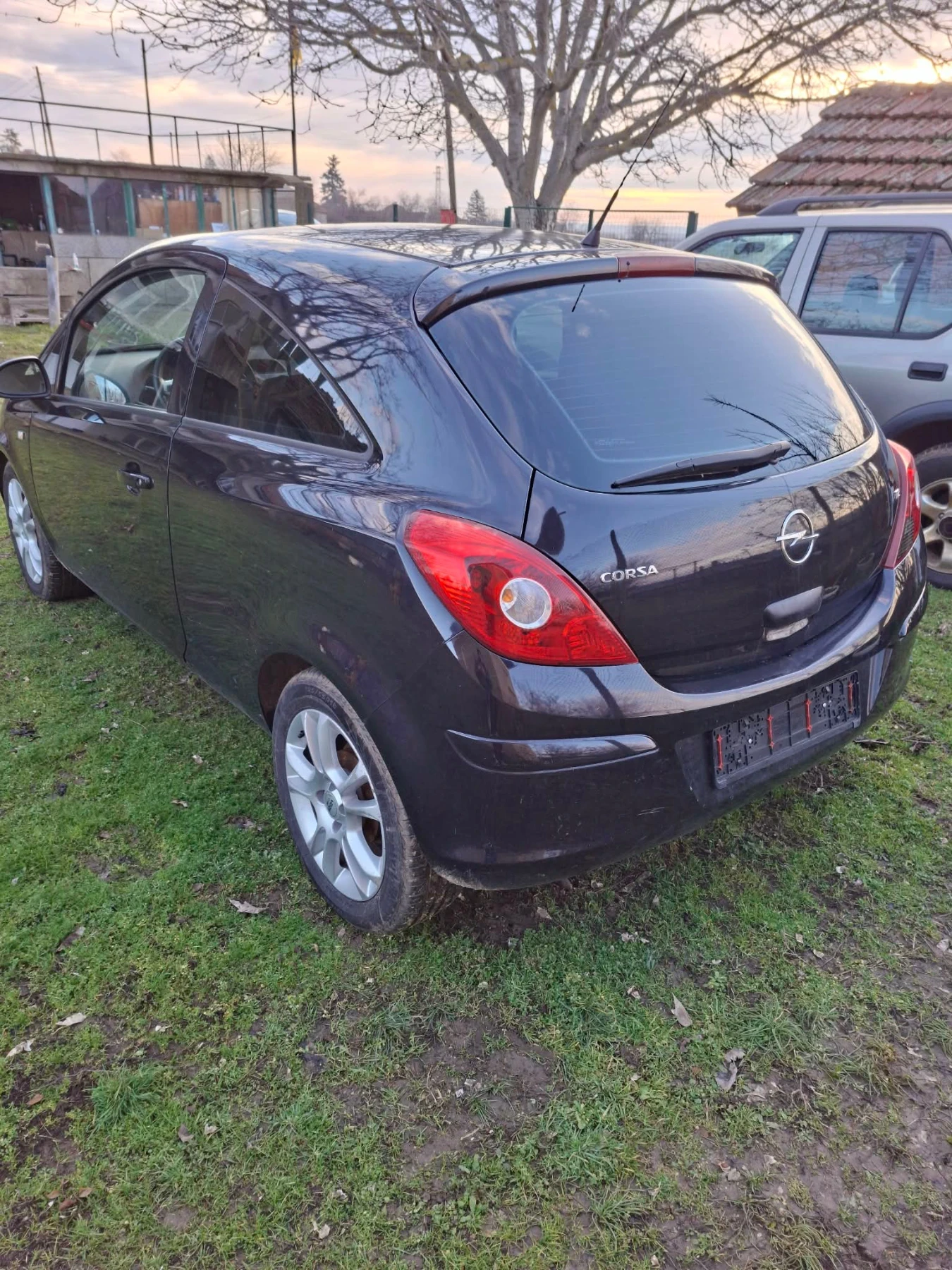 Opel Corsa Corsa D 1.2 80hp - изображение 3