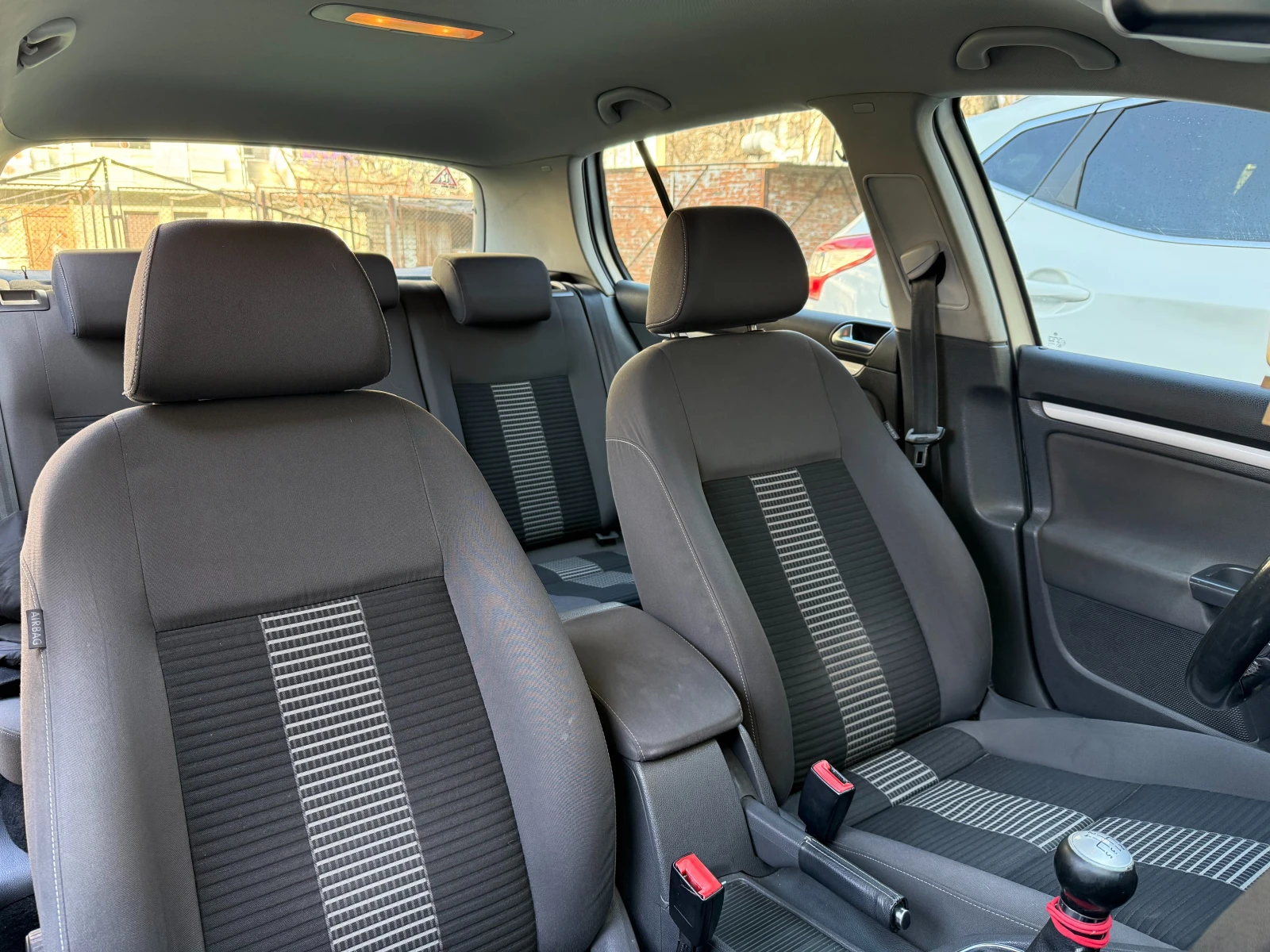 VW Golf ГАЗ, снимка 6 - Автомобили и джипове - 53772771