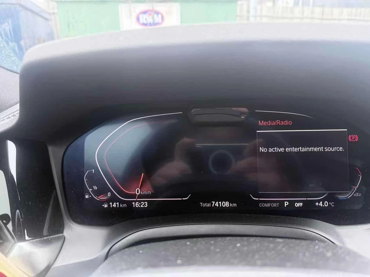 BMW 330 * xDrive * CARFAX * Дигитално табло * Два ключа * , снимка 8 - Автомобили и джипове - 53934484