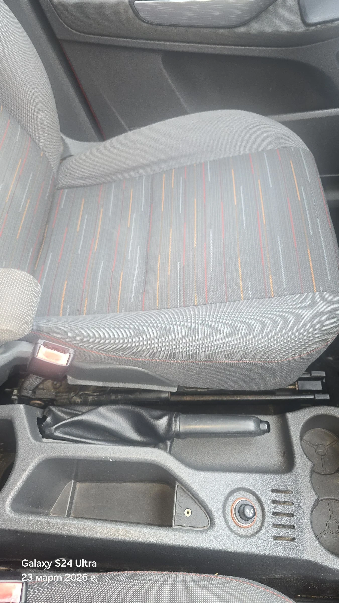 Ford C-max, снимка 9 - Автомобили и джипове - 53955492