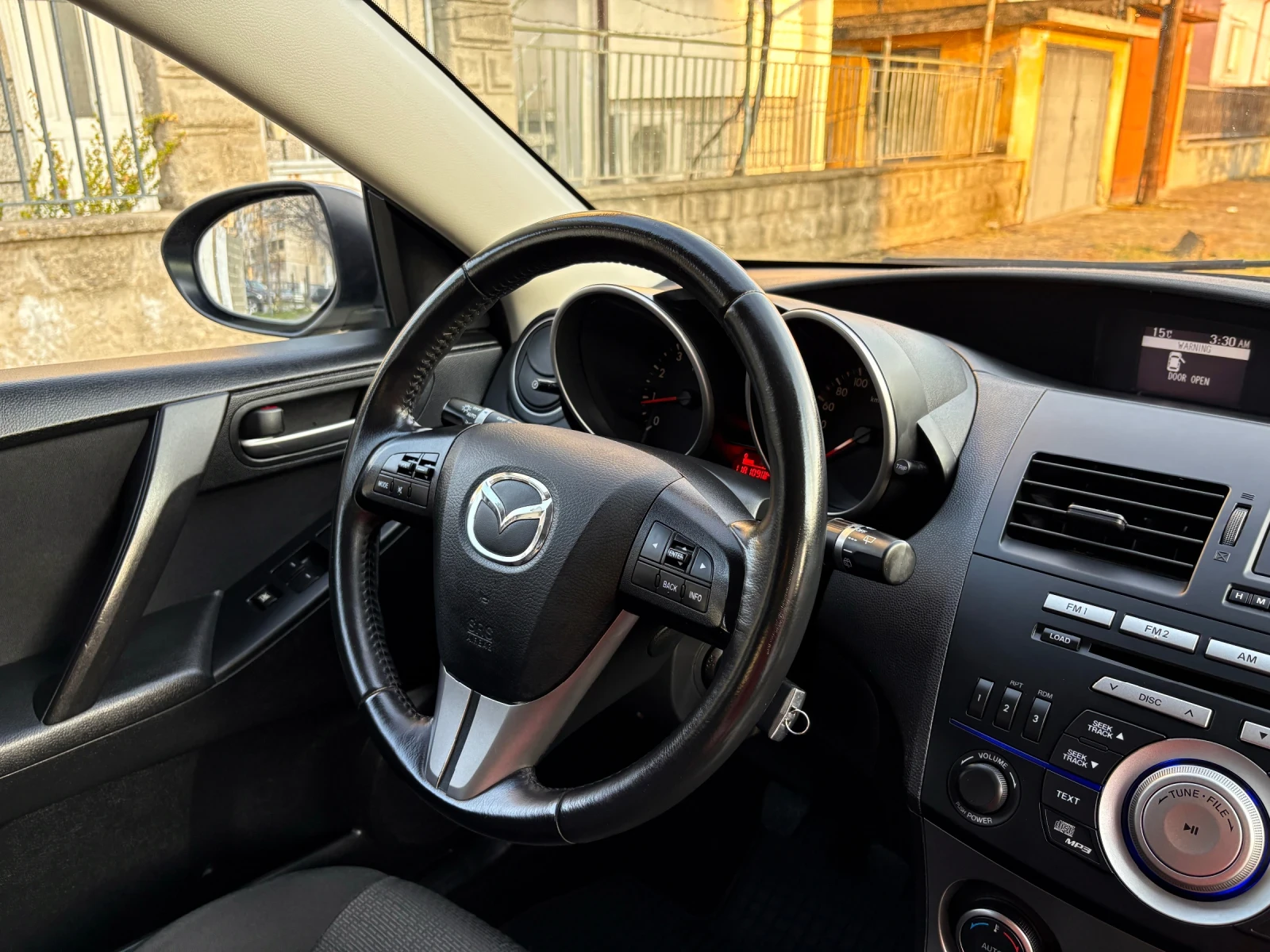 Mazda 3 1.6i #118 000км#, снимка 11 - Автомобили и джипове - 53989608