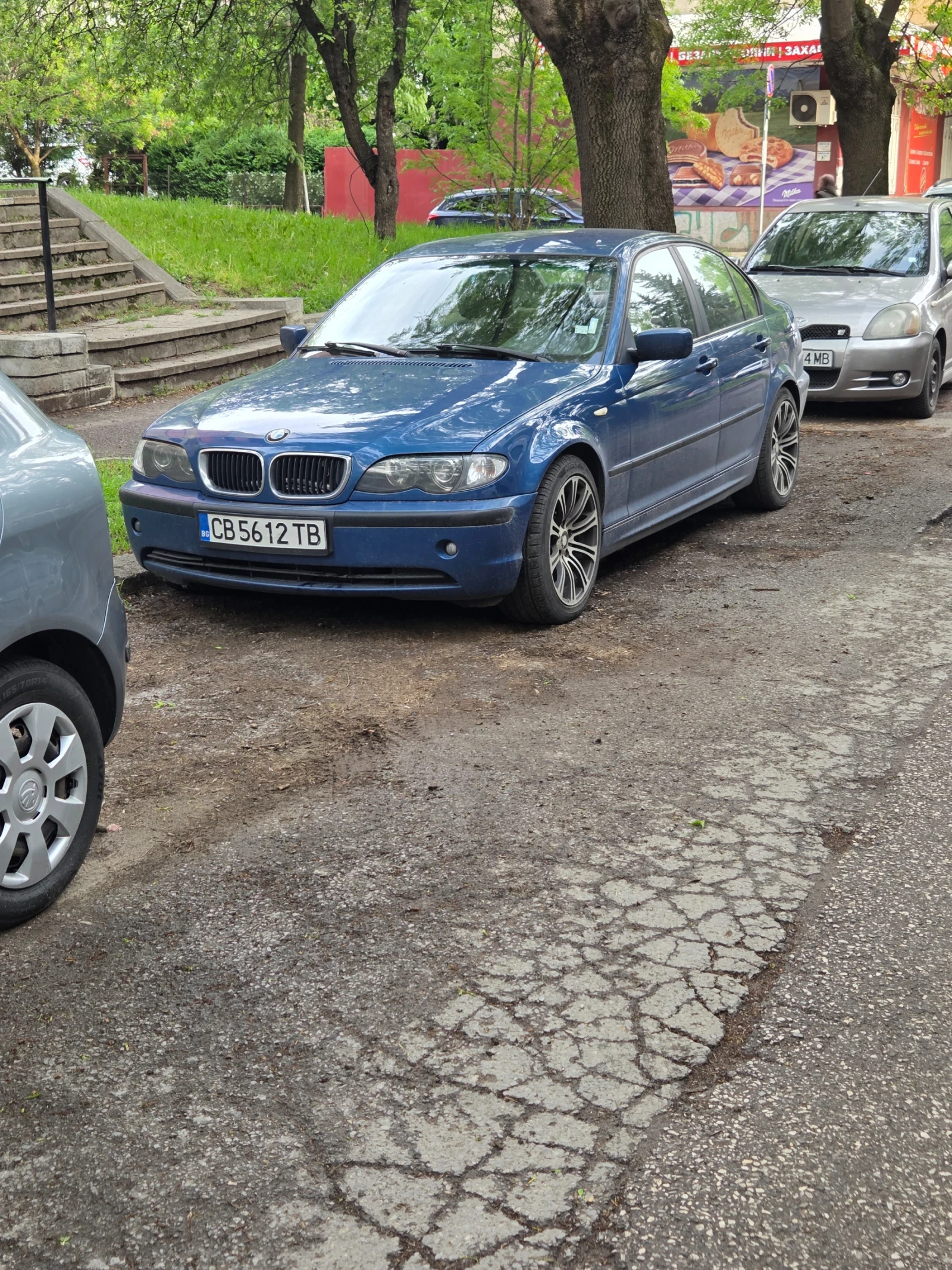 BMW 320 2.0 d, снимка 4 - Автомобили и джипове - 54416940