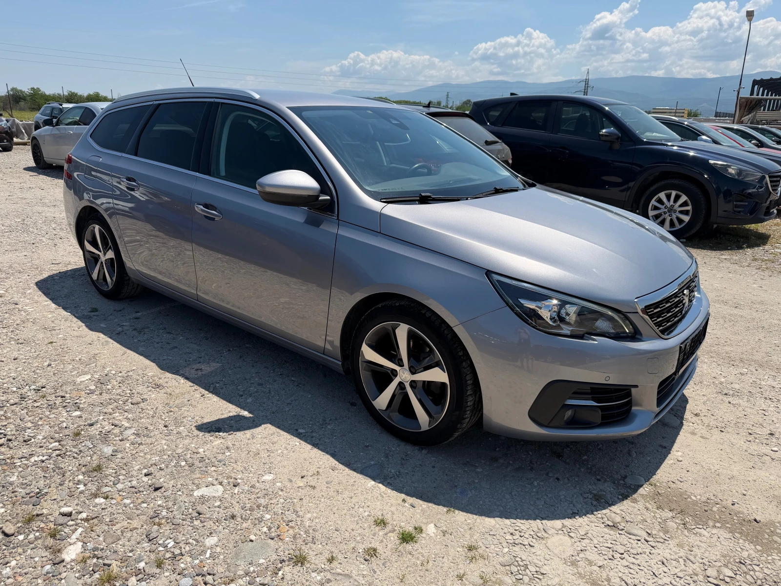 Peugeot 308 1.6 HDI ALLURE (КАТО НОВА), снимка 3 - Автомобили и джипове - 54770278