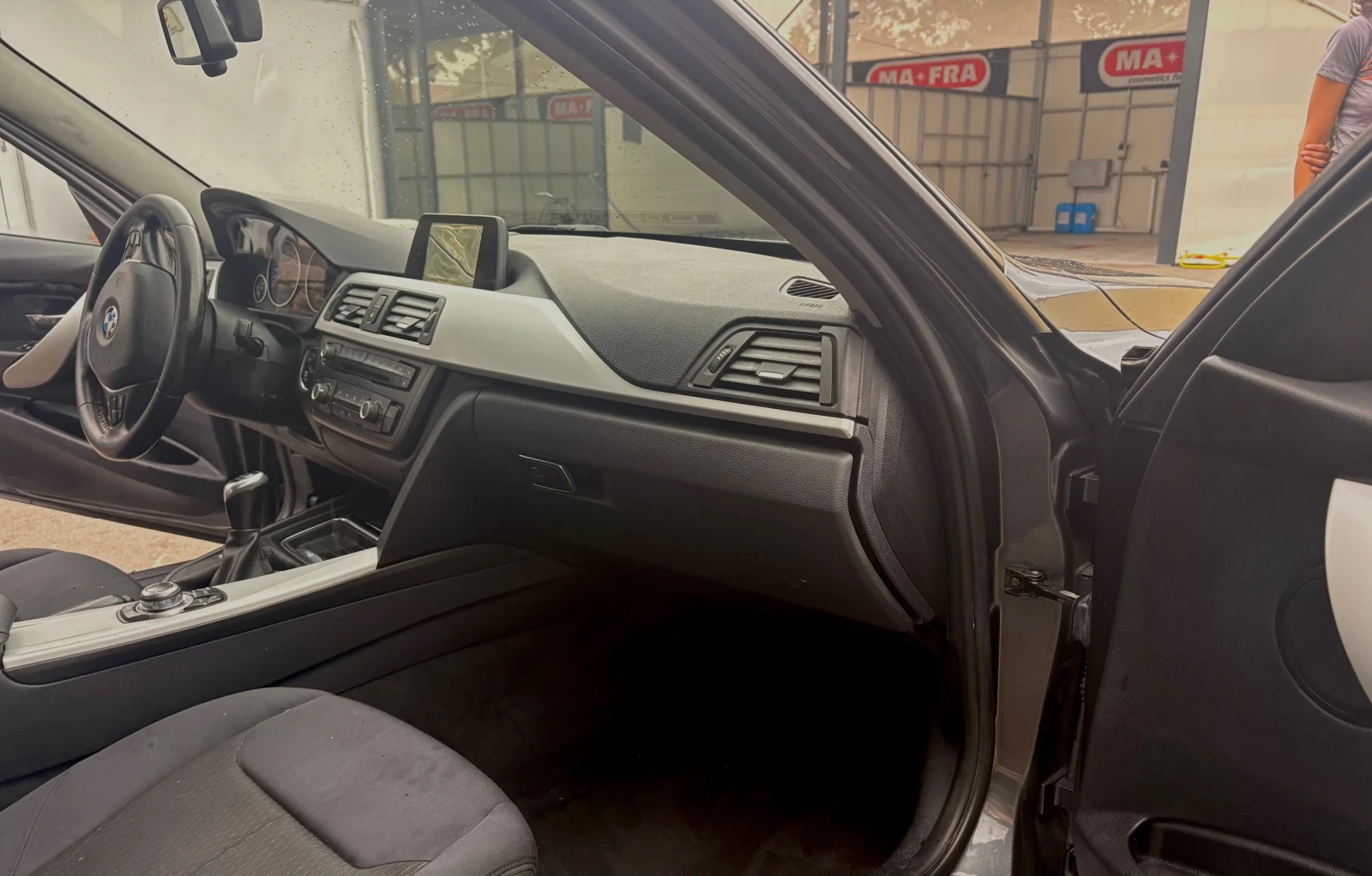BMW 318 F30, снимка 7 - Автомобили и джипове - 55015196