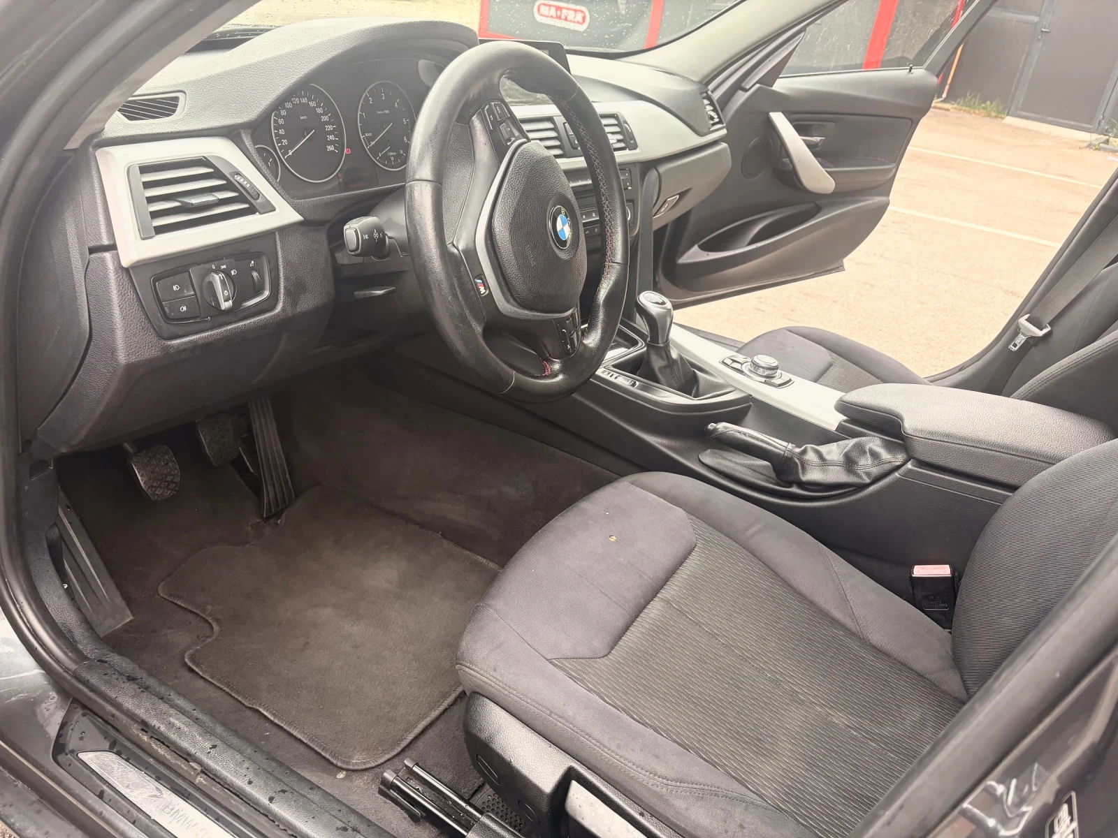 BMW 318 F30, снимка 8 - Автомобили и джипове - 55015196