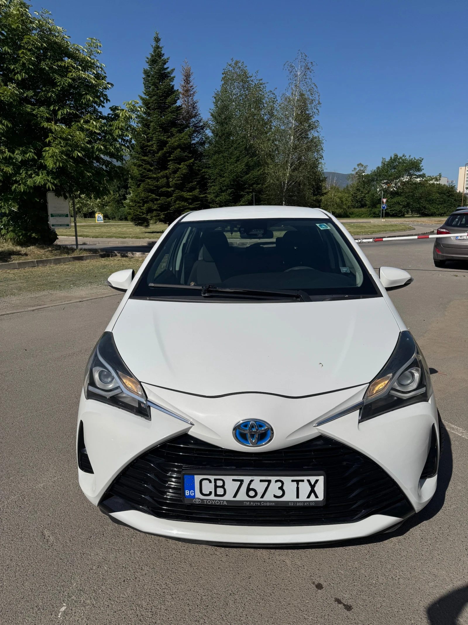 Toyota Yaris 1.5 Hybrid Face, снимка 2 - Автомобили и джипове - 55084600