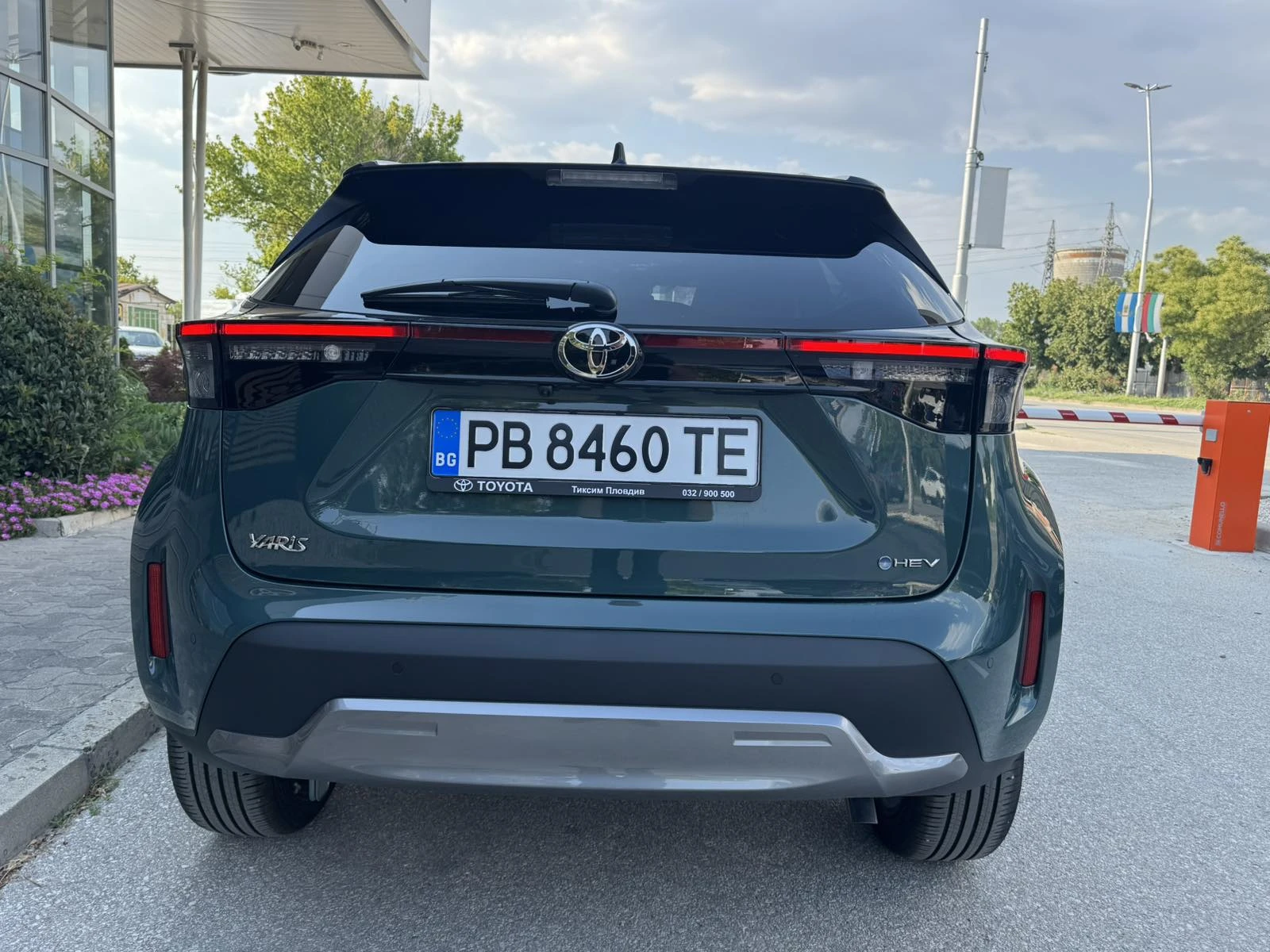 Toyota Yaris Cross Elegance, снимка 8 - Автомобили и джипове - 55629410
