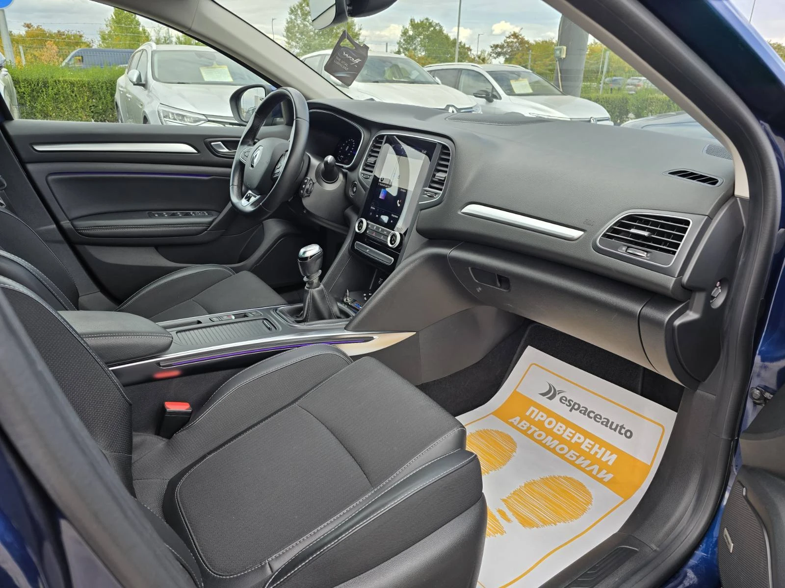 Renault Megane 1.3Tce/ 140к.с., снимка 13 - Автомобили и джипове - 56432613