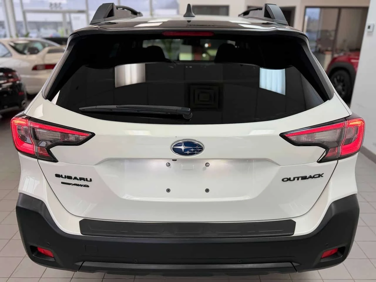 Subaru Outback * Onyx AWD * CARFAX * ����� �� ����������� | Mobile.bg � ����������� 4