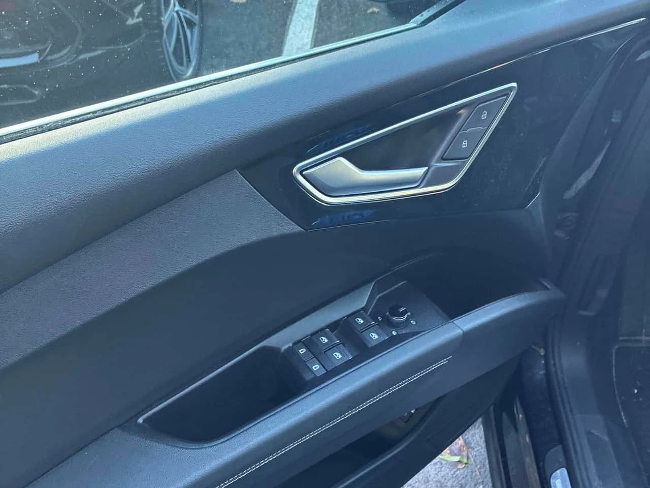 Audi E-Tron * 55 quattro * CARFAX * ������� * �������� *  | Mobile.bg � ����������� 10