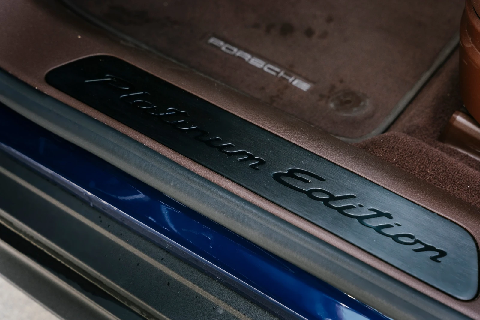 Porsche Panamera 4 E-Hybrid Platinum Edition, снимка 17 - Автомобили и джипове - 56595758