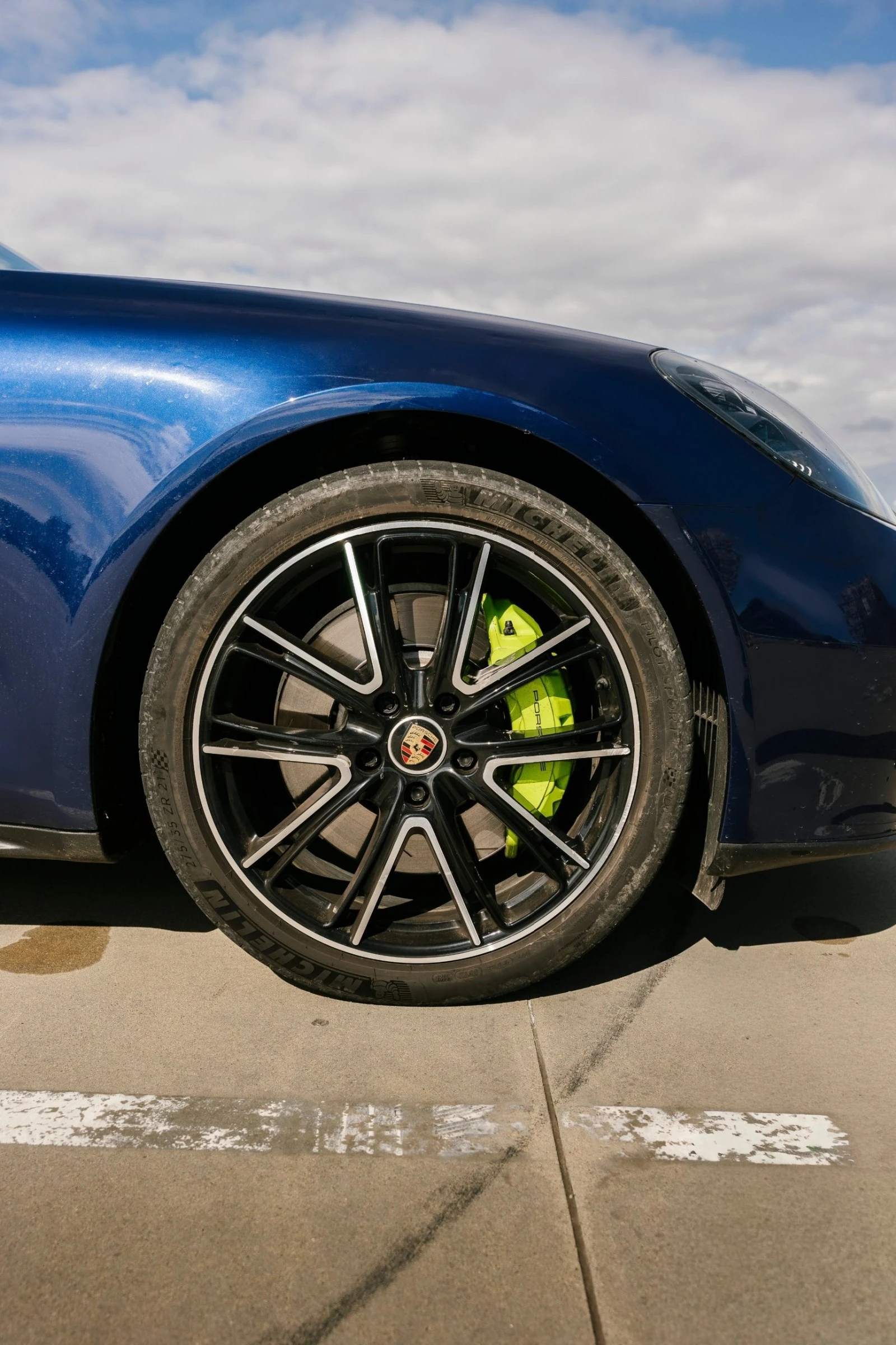 Porsche Panamera 4 E-Hybrid Platinum Edition, снимка 9 - Автомобили и джипове - 56595758