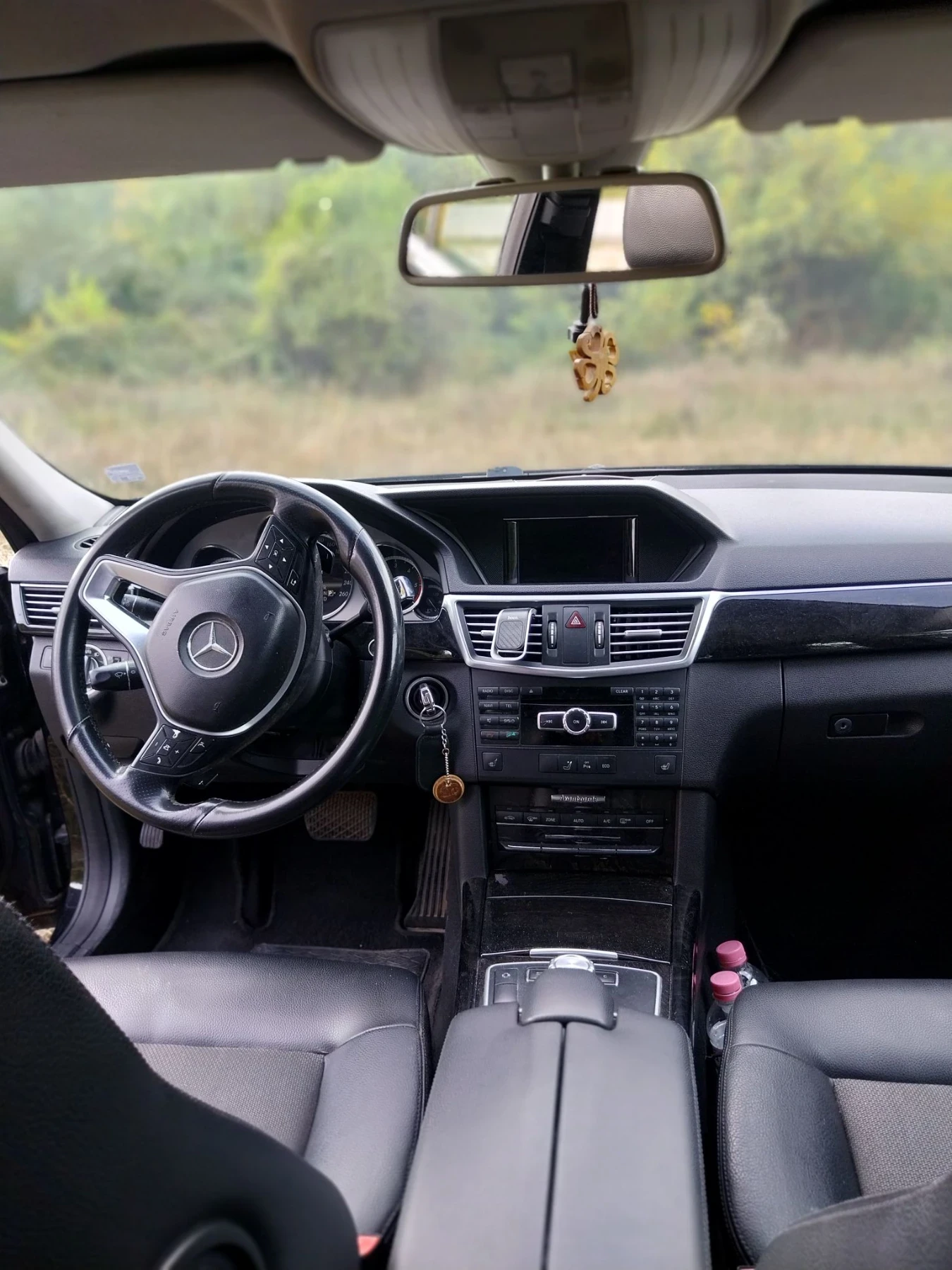 Mercedes-Benz E 220 Avangart, снимка 2 - Автомобили и джипове - 56628395
