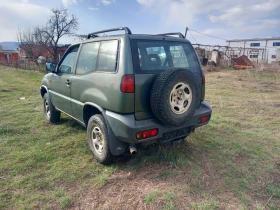 Nissan Terrano 4x4 бензин , снимка 3