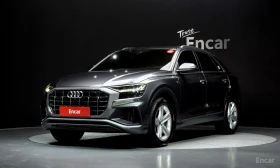 ������ Audi Q8