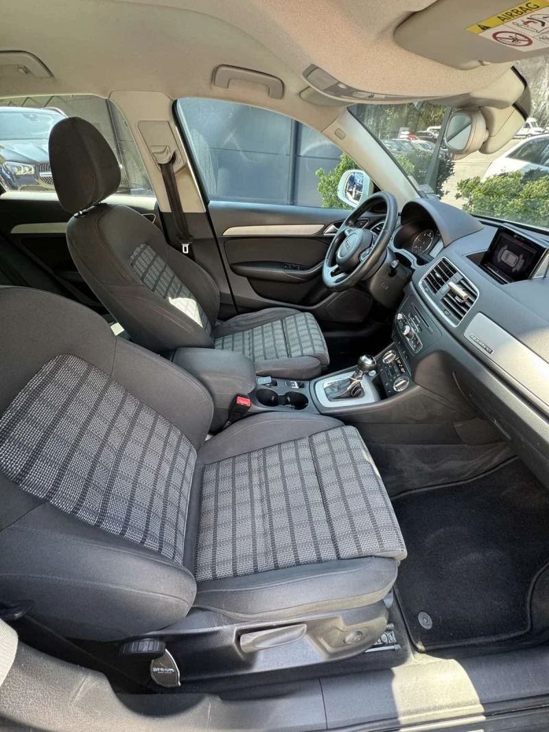 Audi Q3, снимка 12 - Автомобили и джипове - 51329492