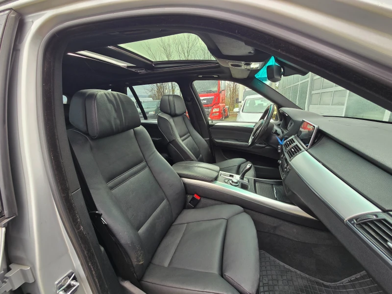 BMW X5 SPORT PAKET!!PANORAMA!!TOP!, снимка 16 - Автомобили и джипове - 52487350