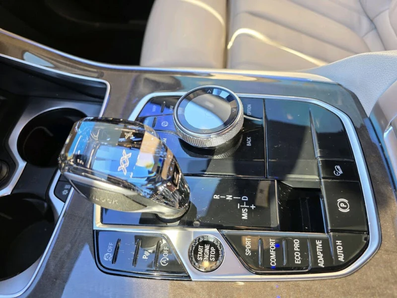 BMW X5 40i* M-Pack* H&K* HUD* Пано, снимка 9 - Автомобили и джипове - 52699334