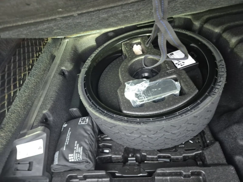 Mercedes-Benz GLE * AMG 53 * CARFAX * БЕЗ ПЪРВОНАЧАЛНА ВНОСКА, снимка 16 - Автомобили и джипове - 52950373