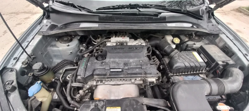 Kia Sportage Газ бензин климатроник, снимка 9 - Автомобили и джипове - 53487421