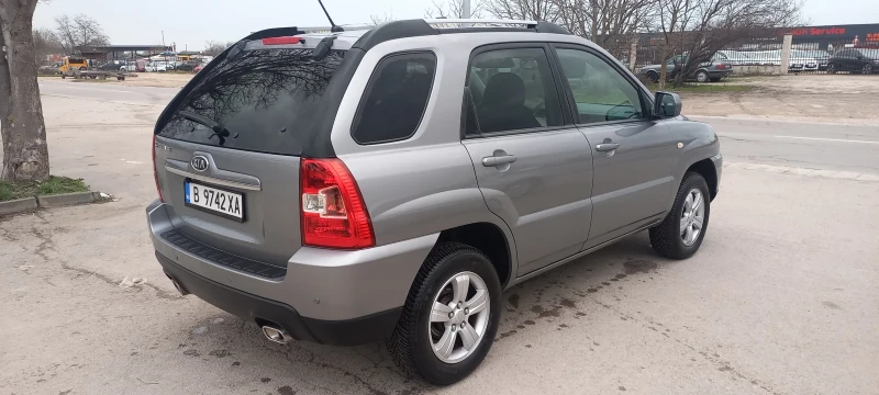 Kia Sportage Газ бензин климатроник, снимка 3 - Автомобили и джипове - 53487421