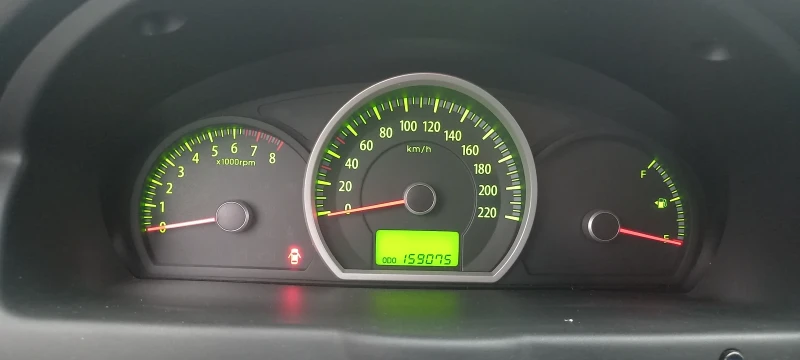 Kia Sportage Газ бензин климатроник, снимка 11 - Автомобили и джипове - 53487421