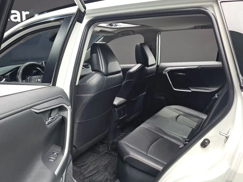 Toyota Rav4 2.5 4WD Hybrid| 219к.с.| ВКЛ.ТЕХНОТЕСТ, снимка 11 - Автомобили и джипове - 55261660
