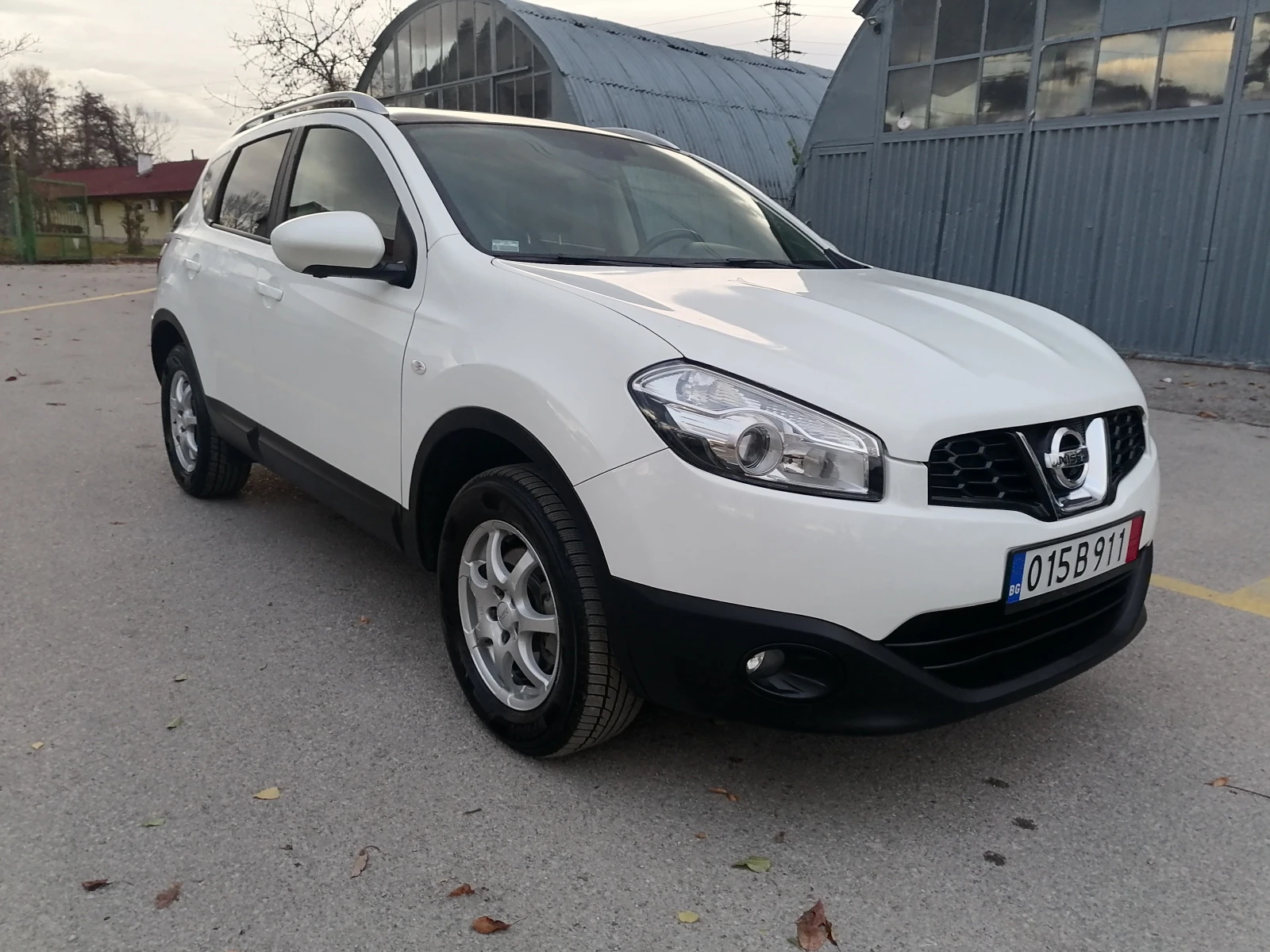 Nissan Qashqai 2.0i euro5 - изображение 2