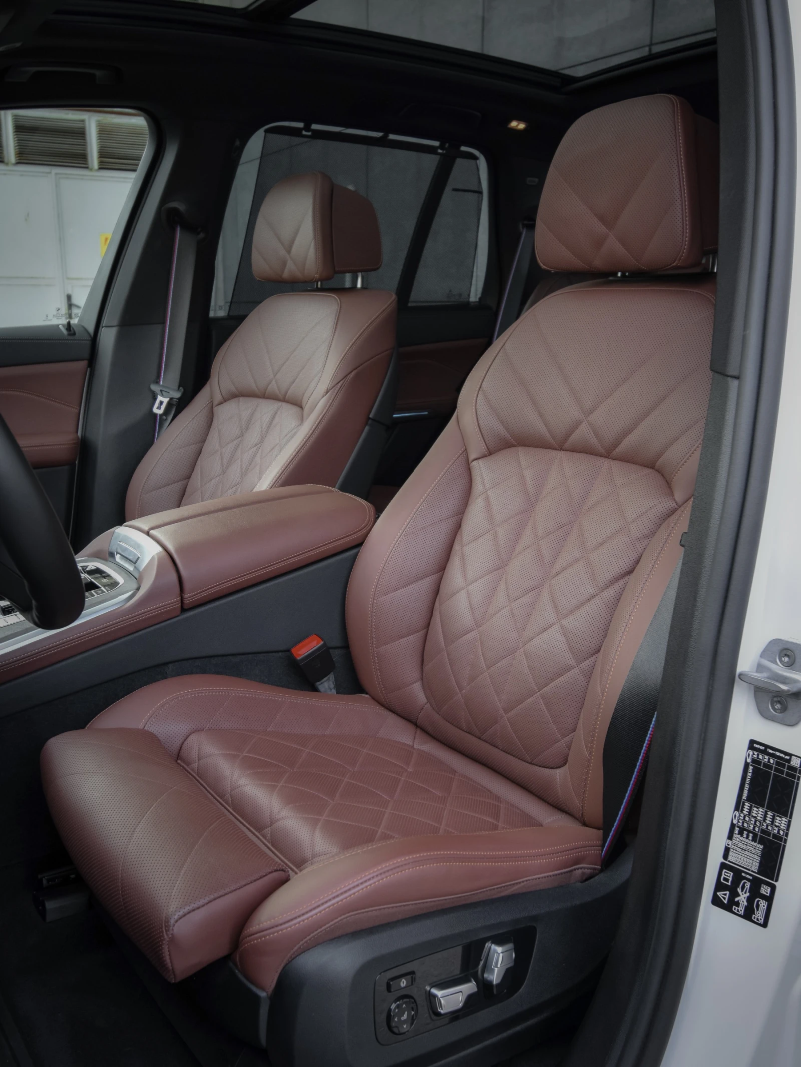 BMW X5 3.0D М SPORT PRO 7 МЕСТА - изображение 8