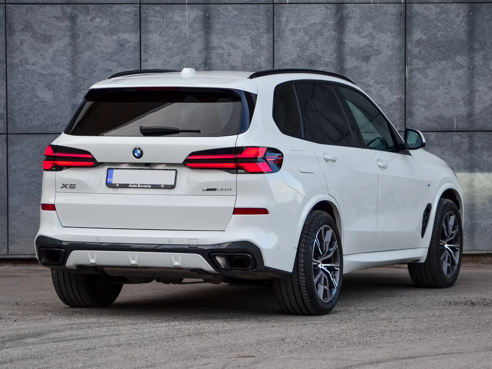 BMW X5 3.0D М SPORT PRO 7 МЕСТА - изображение 4