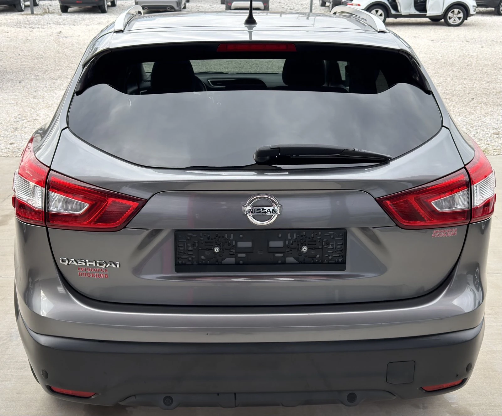 Nissan Qashqai 1.6 Turbo EURO6 B - изображение 6