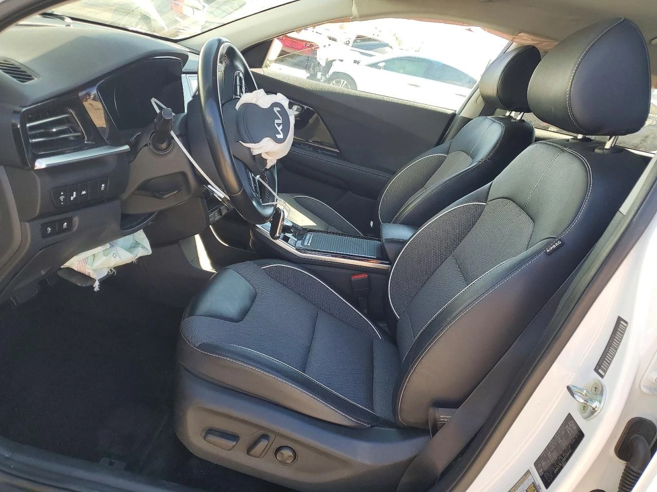 Kia Niro EV S FWD, снимка 7 - Автомобили и джипове - 54324214