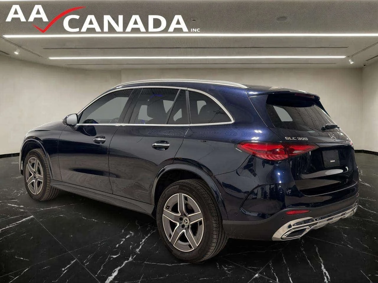Mercedes-Benz GLC 300 AMG PACK 4MATIC  CARFAX, снимка 4 - Автомобили и джипове - 54644796