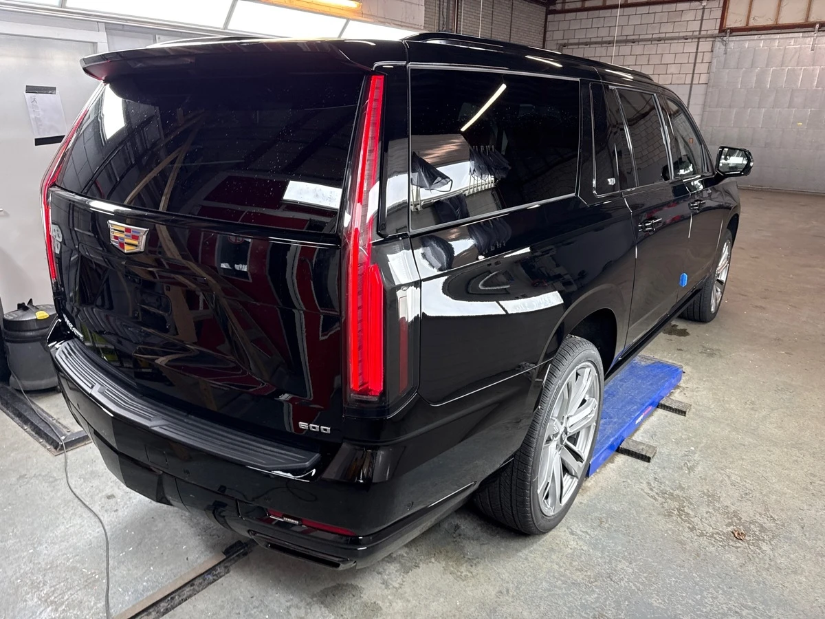 Cadillac Escalade ESV, ГАРАНЦИЯ, Месечна вноска от 1850  , снимка 3 - Автомобили и джипове - 54789485