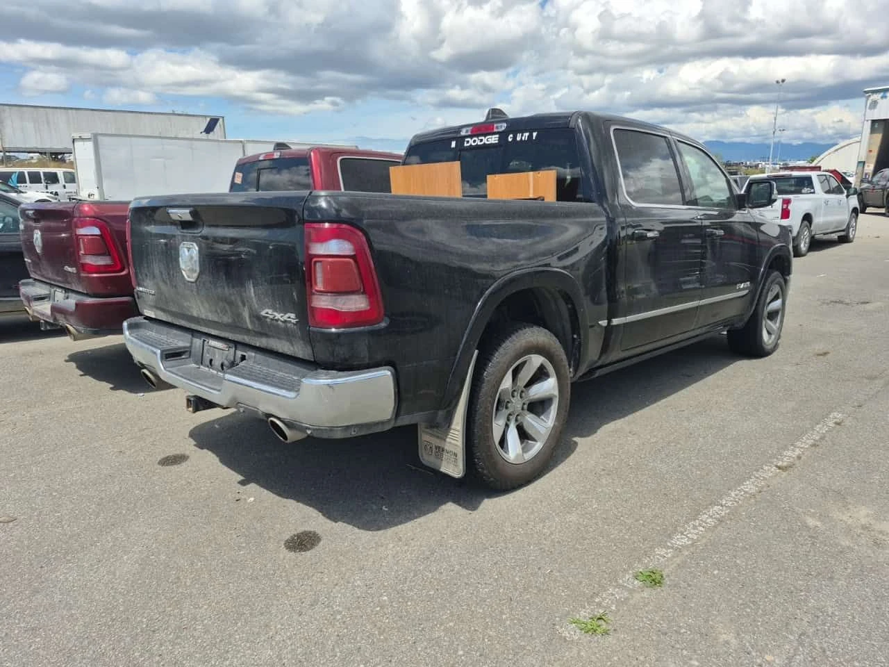 Dodge RAM 1500 LIMITED / CAMERA / Harman Kardon / АВТОКРЕДИТ , снимка 3 - Автомобили и джипове - 55046166