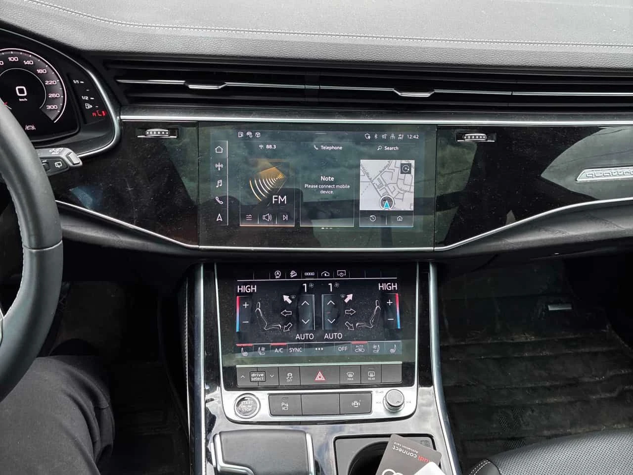 Audi Q8 * Progressiv 55 TFSI quattro * CARFAX * БЕЗ ПЪРВОН, снимка 9 - Автомобили и джипове - 55076462