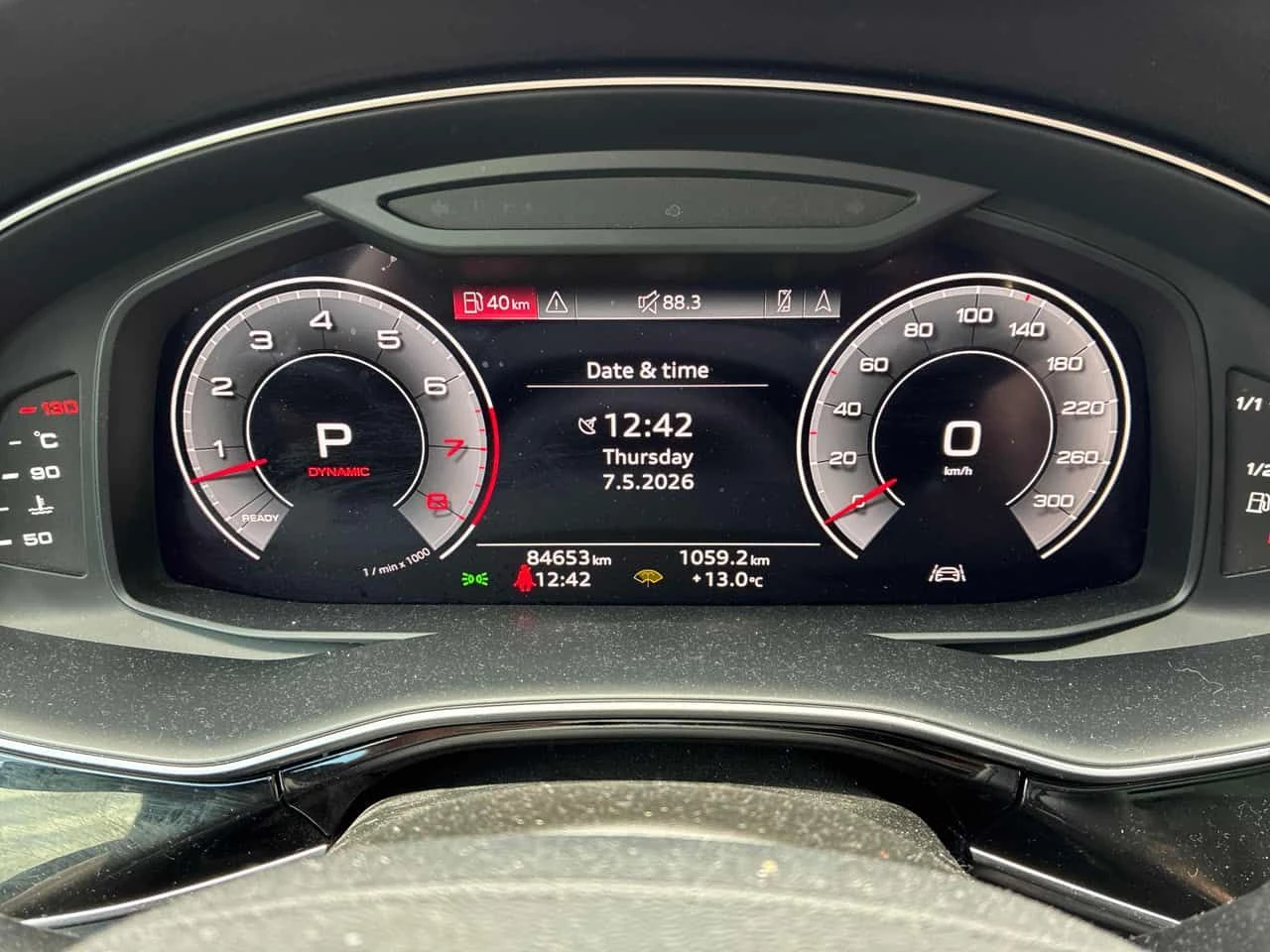 Audi Q8 * Progressiv 55 TFSI quattro * CARFAX * БЕЗ ПЪРВОН, снимка 8 - Автомобили и джипове - 55076462