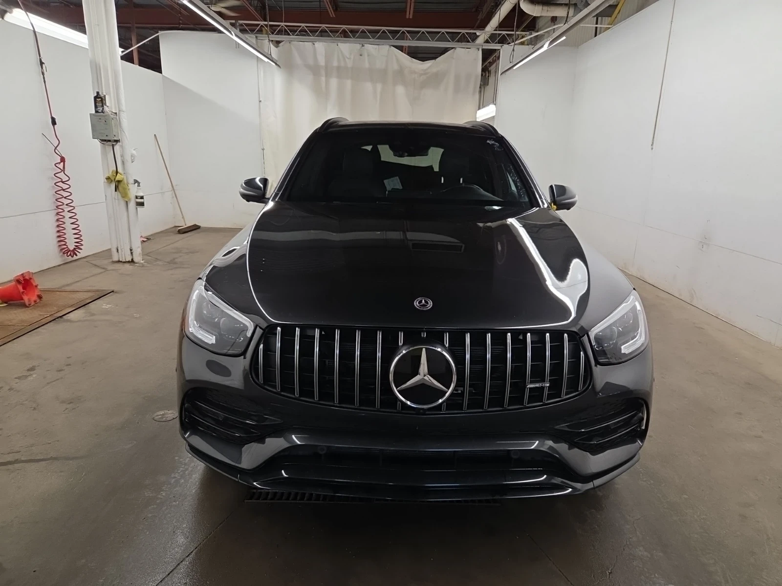 Mercedes-Benz GLC 43 AMG * * CARFAX * * АВТО КРЕДИТ * * , снимка 2 - Автомобили и джипове - 55080842