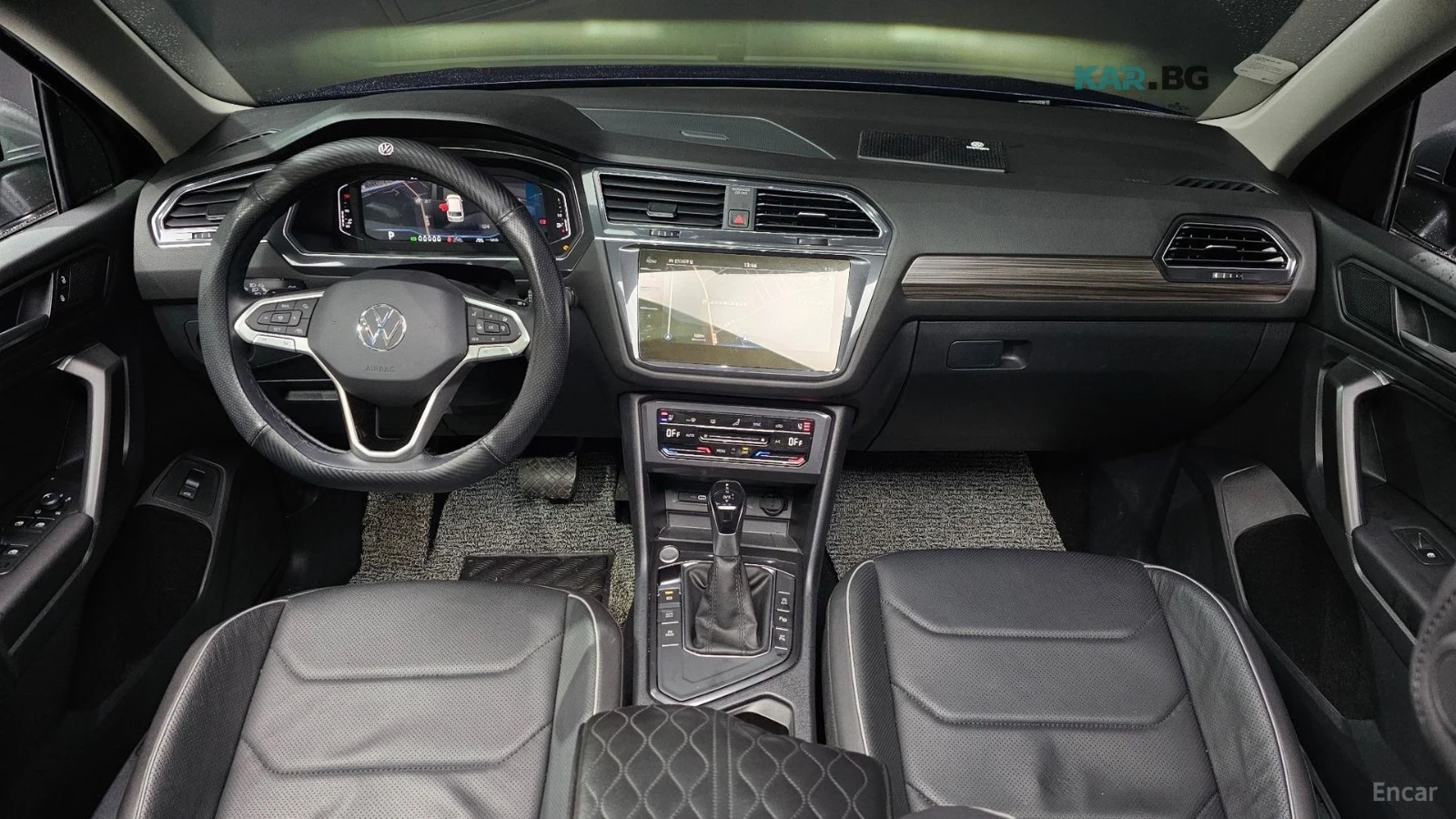 VW Tiguan * ALLSPACE* ПАНО* KEYLESS* Camera* ПОДГРЕВ* , снимка 7 - Автомобили и джипове - 55101651