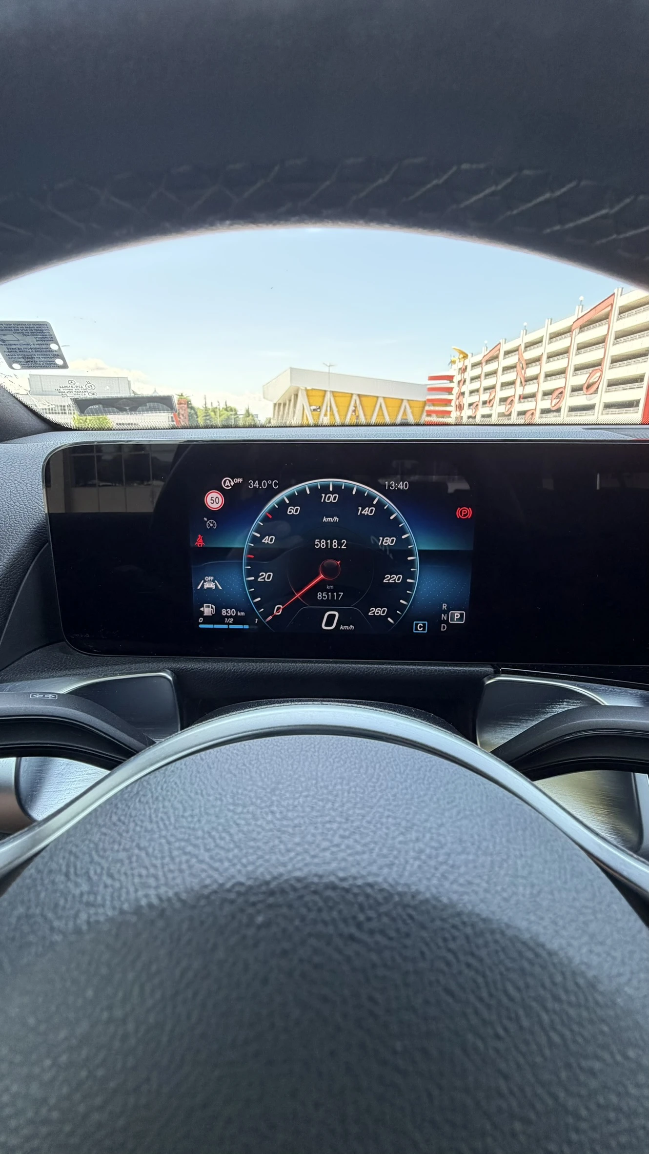 Mercedes-Benz GLB 200 8G-DCT 2021 4х4 Пълна сервизна история 6+ 1, снимка 13 - Автомобили и джипове - 55204372