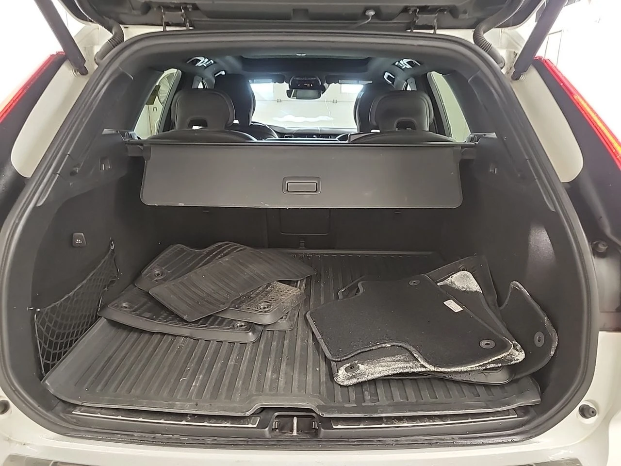 Volvo XC60 INSCRIPTION, снимка 14 - Автомобили и джипове - 55729152